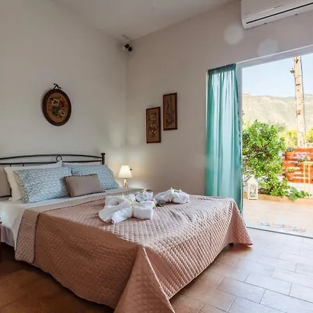 Summer Rose Garden Getaway - A Step To The Beach Kalamata Exterior photo